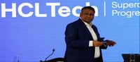 HCL Tech's Vijaykumar becomes highest-earning Indian CEO!!!